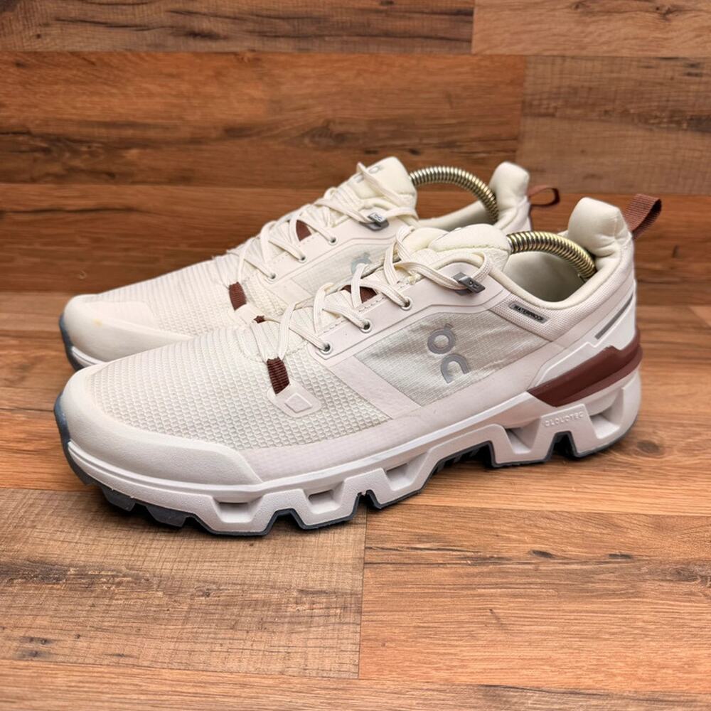 On Running Cloudwander Waterproof Mens 11M Outdoor Trail Shoes ‘Pear Root’
